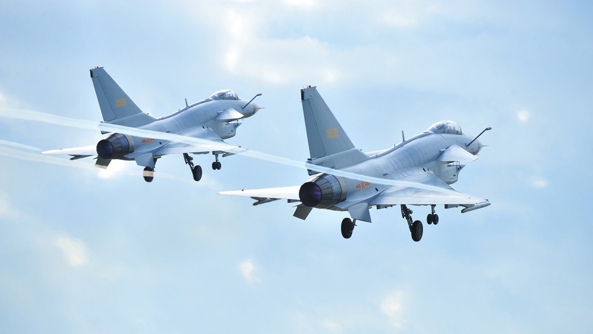 国足与欧洲豪门俱乐部达成合作协议，国足踢欧洲球队