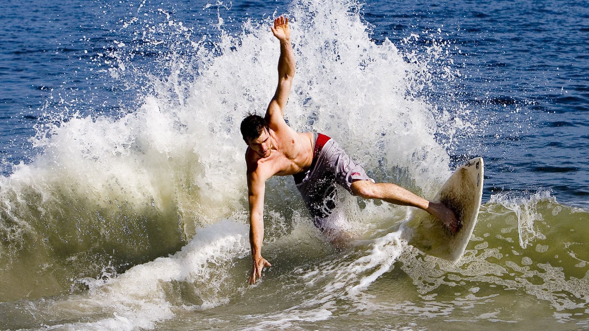 卡特的完美传球，助力全黑队形成强大的进攻火力，卡特运球能力